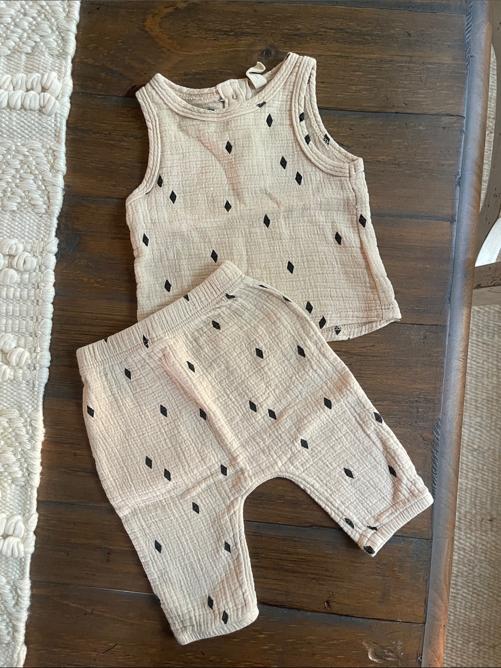 QUINCY MAE Two-Piece Tank & Pant Set in Tan with Black Diamond Print